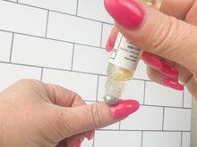 Load image into Gallery viewer, Cuticle oil