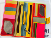 Load image into Gallery viewer, Travel Wallet