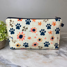 Load image into Gallery viewer, Cosmetic/Accessory Pouch
